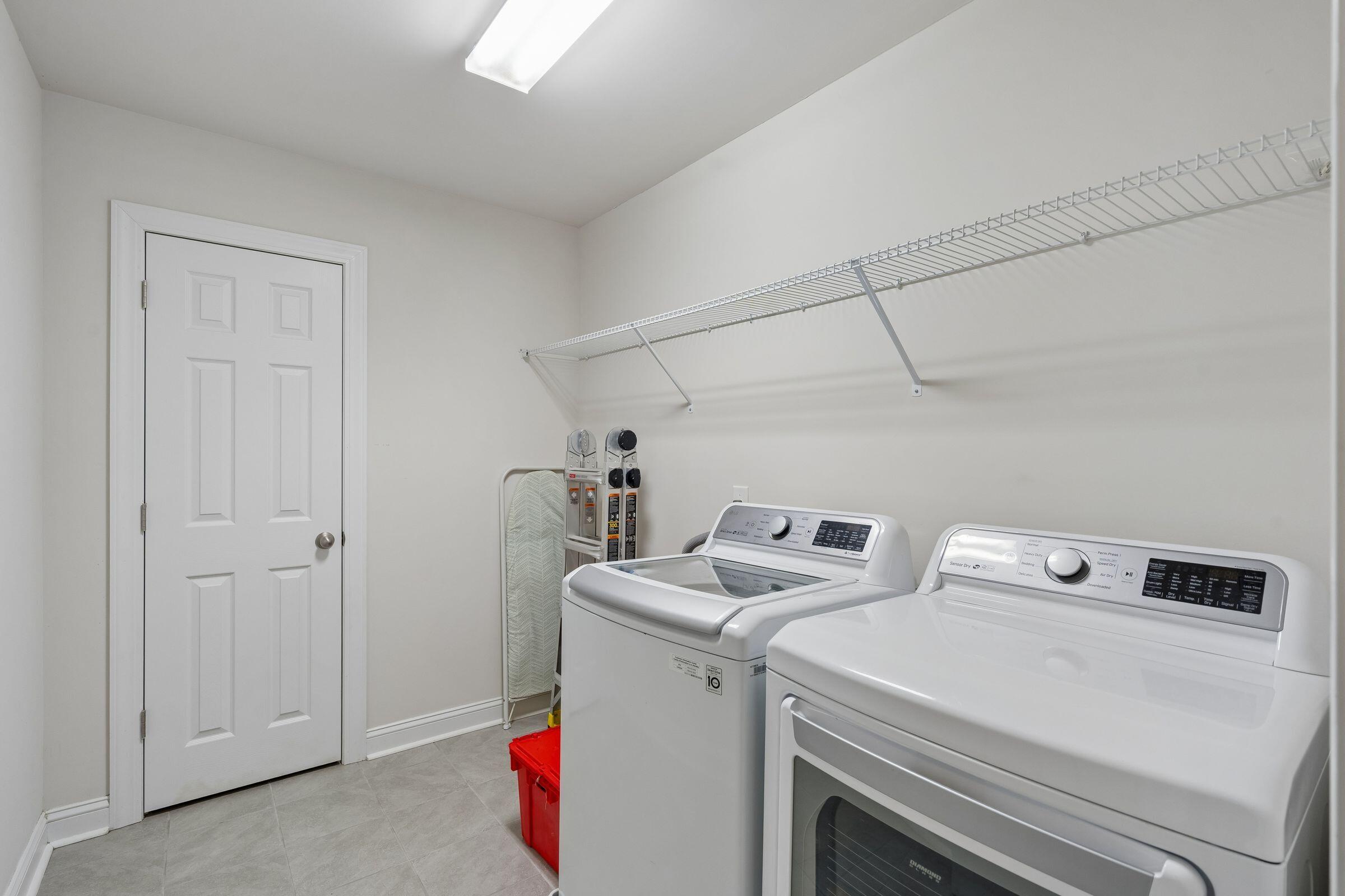3122 Harding Court Johns Island, SC 29455 - Photo 54 of 71 Laundry Room