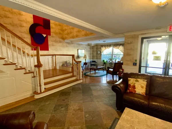 $287,500 | 23 Greenleaves Drive, Unit 107, Amherst, MA 01002