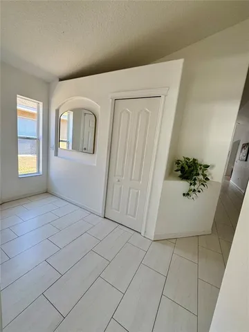$2,300 | Undisclosed Address, Apollo Beach, FL 33572