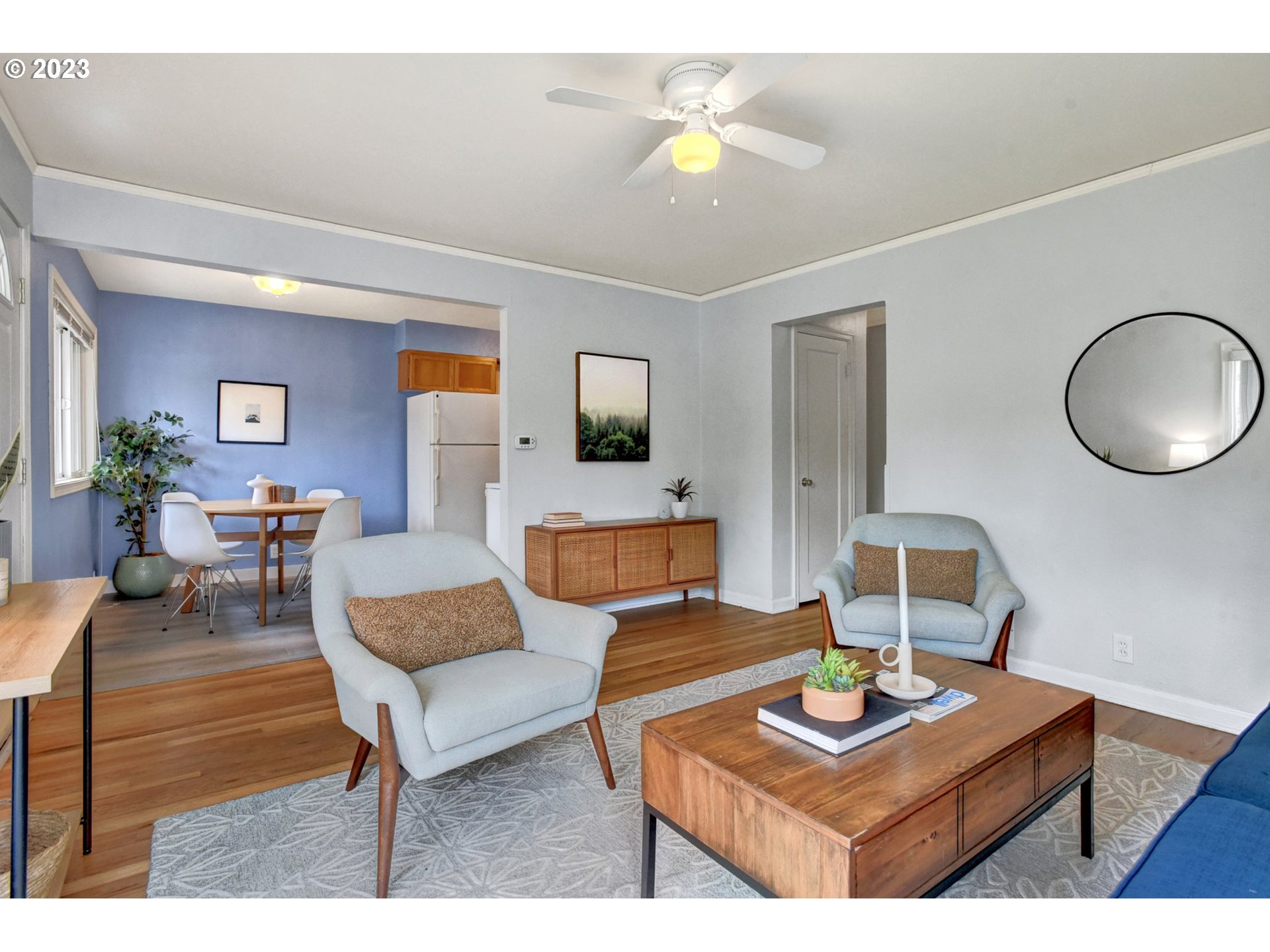 8625 Northeast Thompson Street Portland, OR 97220 - Photo 5 of 20 Living Room/Dining Room