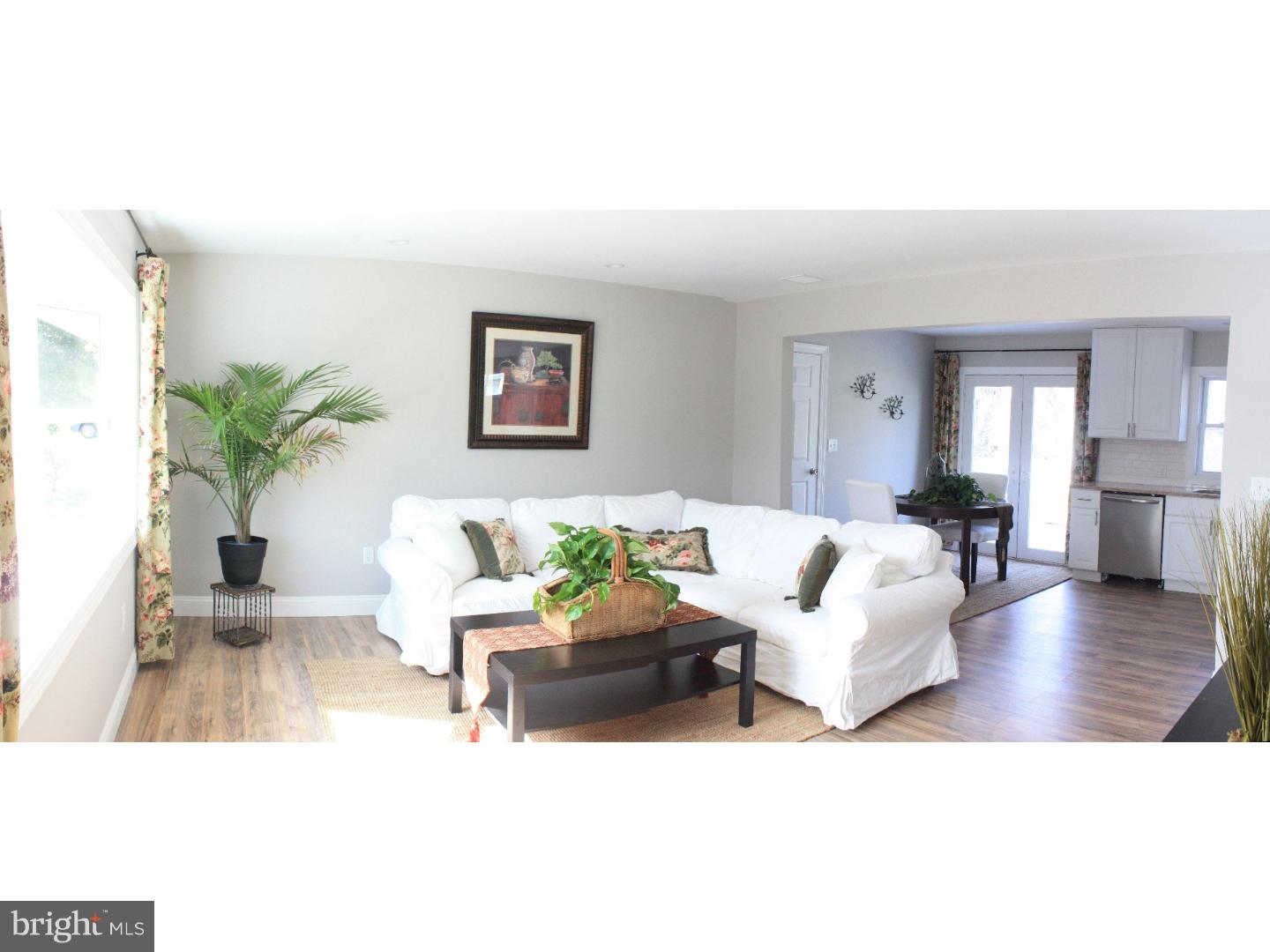 5 Violet Road Levittown, PA 19057 - Photo 1 of 22 Living Room