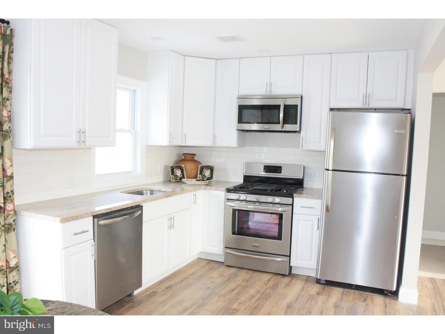 5 Violet Road Levittown, PA 19057 - Photo 2 of 22 Kitchen