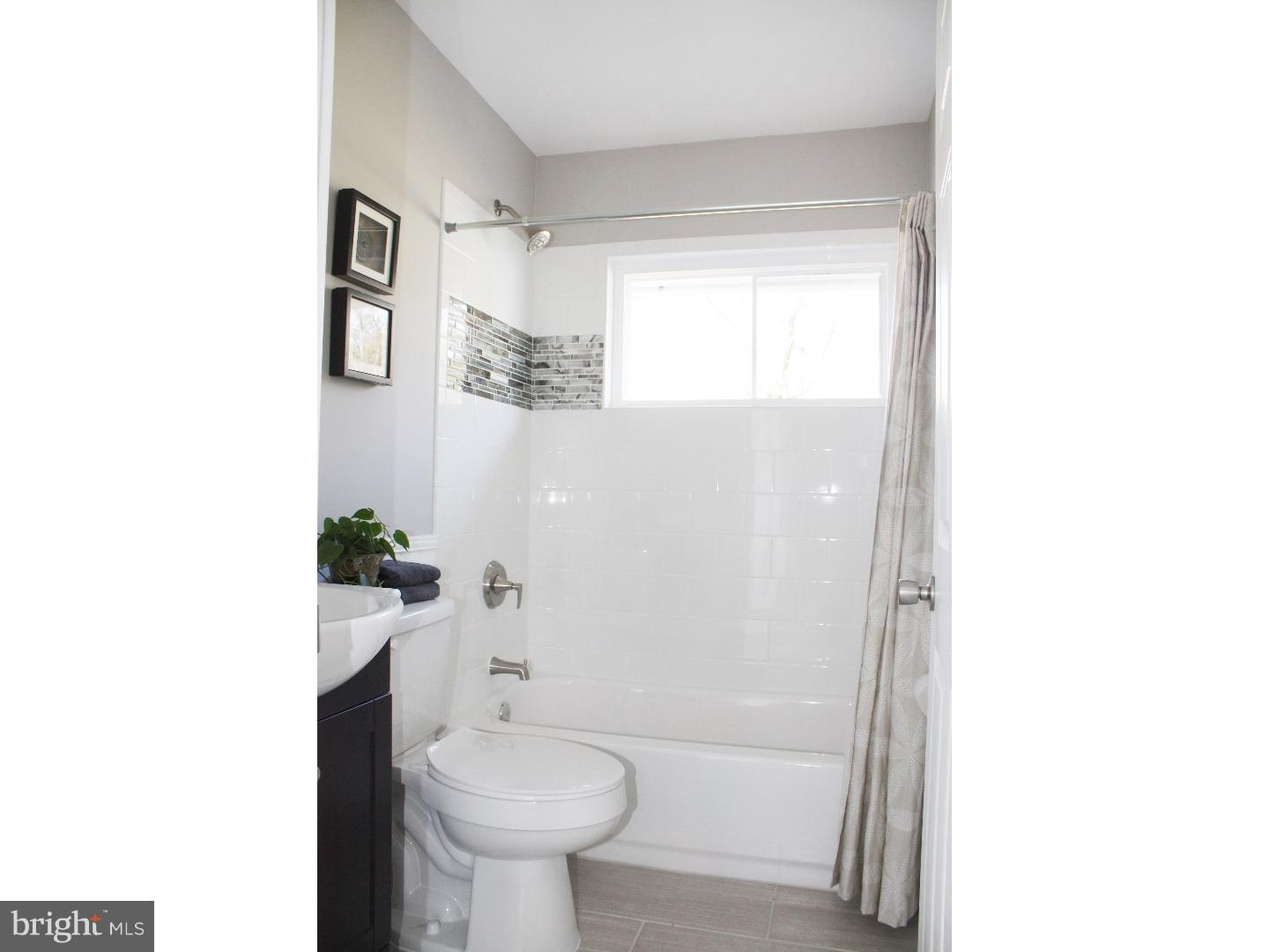 5 Violet Road Levittown, PA 19057 - Photo 12 of 22 Bathroom