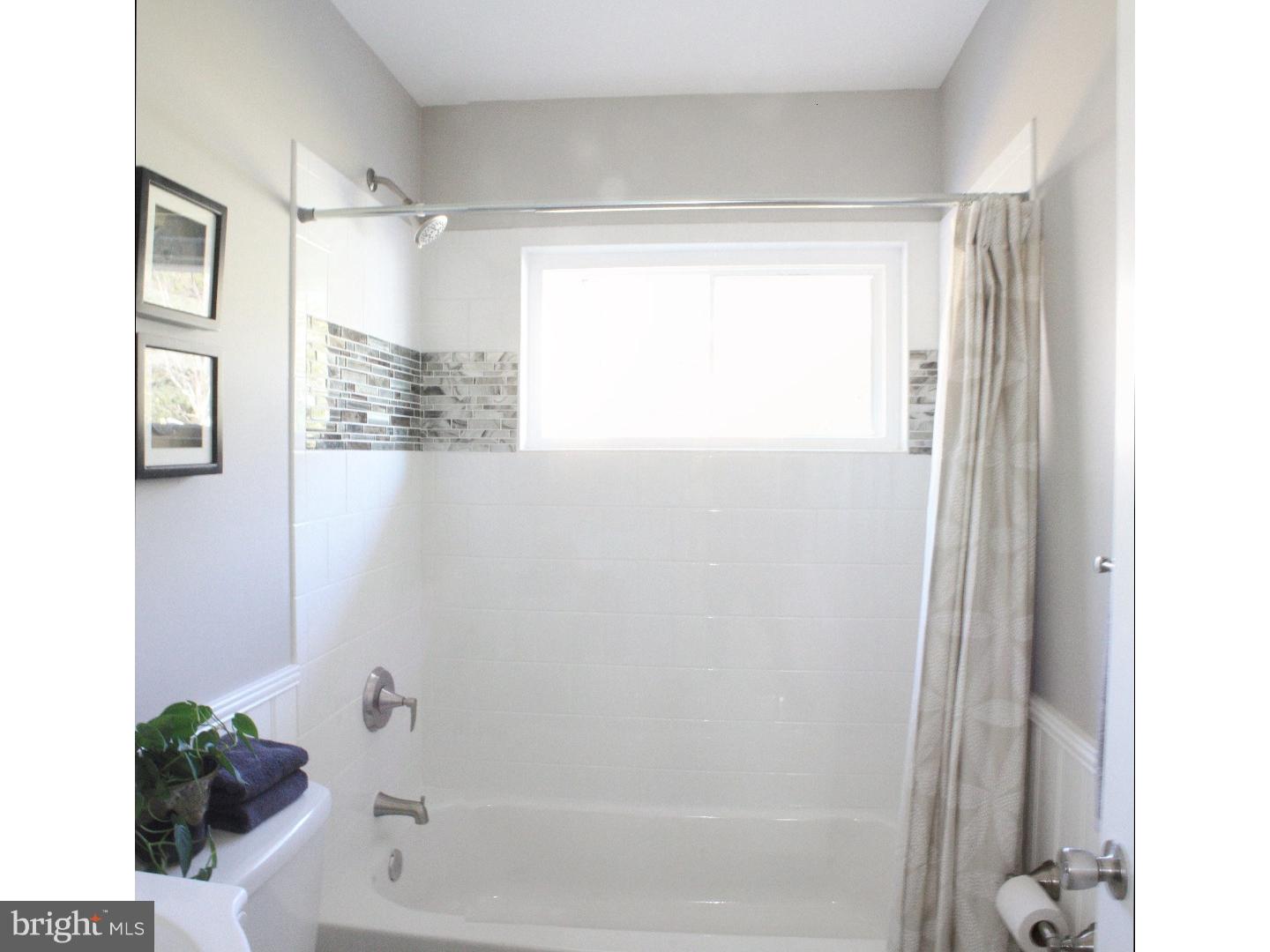 5 Violet Road Levittown, PA 19057 - Photo 13 of 22 Bathroom
