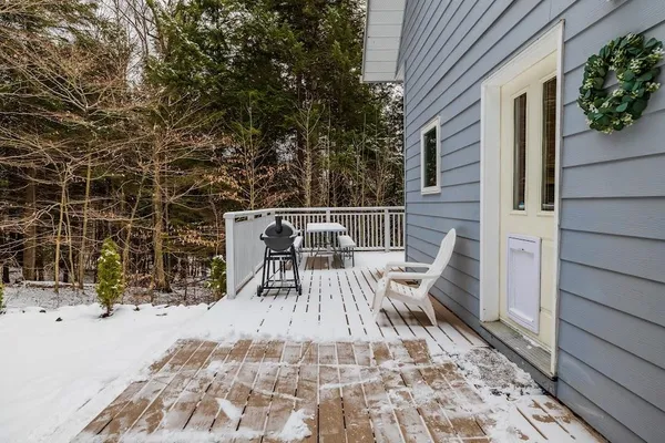$445,000 | 259 Jay Hill Road, Hartford, VT 05001