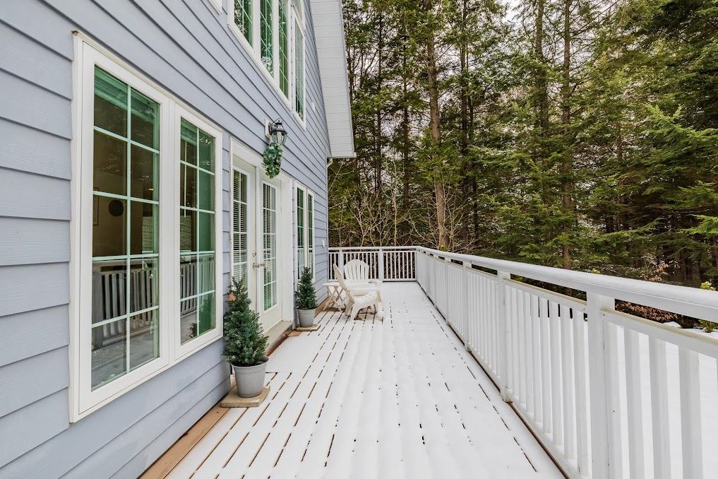 259 Jay Hill Road Hartford, VT 05001 - Photo 4 of 32