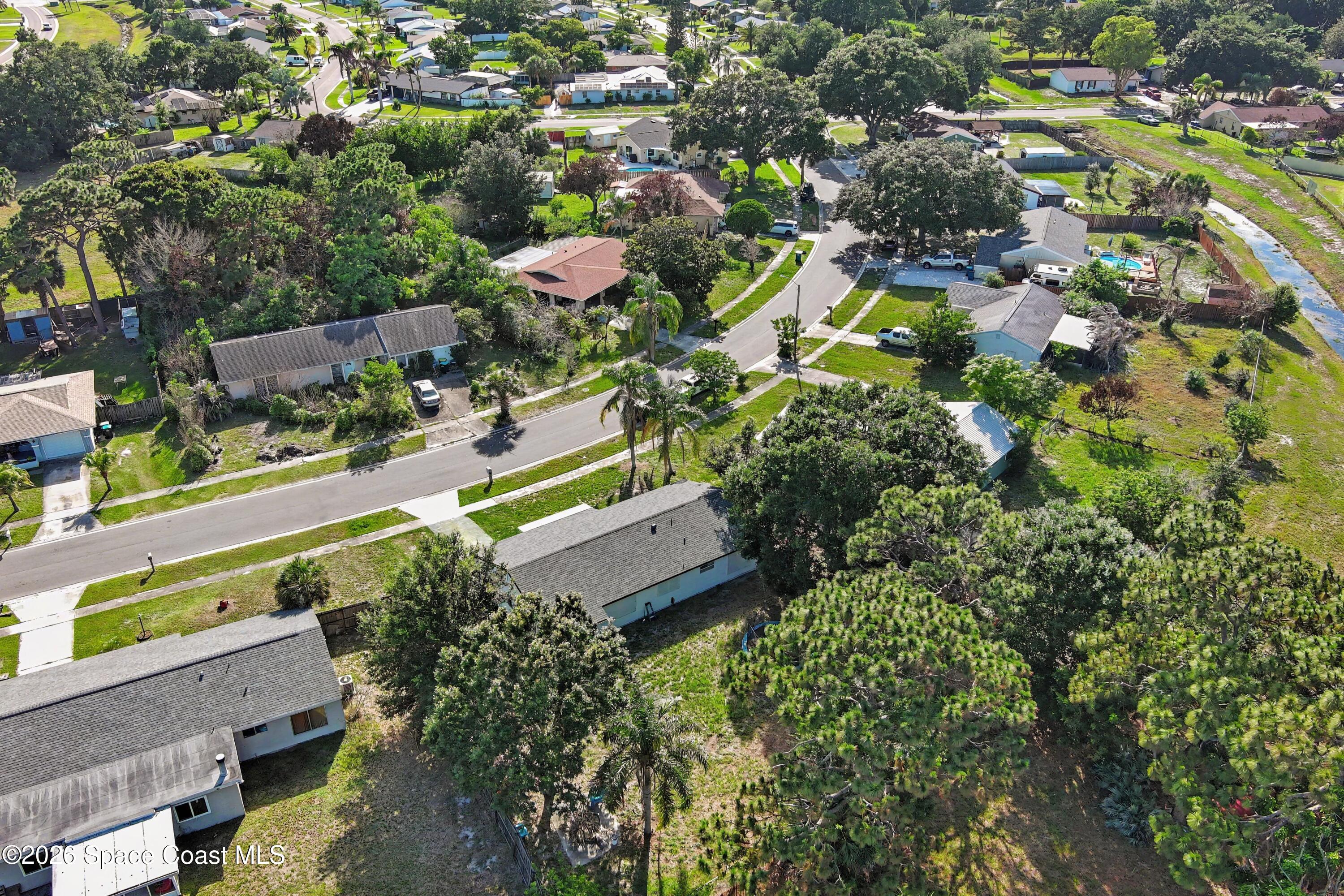 1313 Cromey Road Northeast Palm Bay, FL 32905 - Photo 29 of 34 029_file_6778