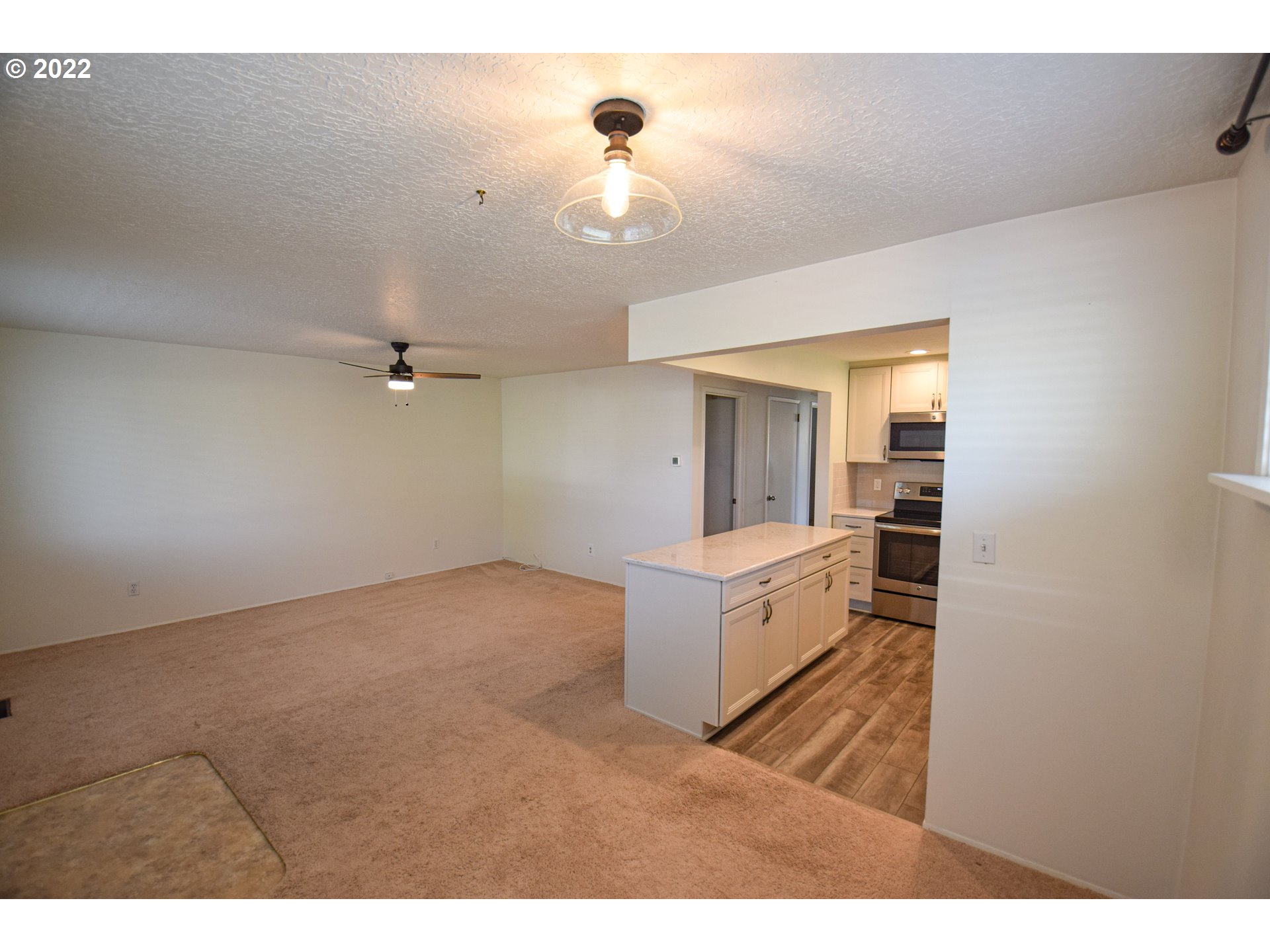 1708 Sallal Road Woodburn, OR 97071 - Photo 4 of 23 Gallery Image 4