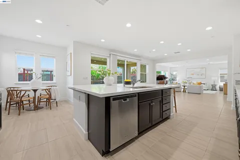$999,000 | 4634 Mckenzie Avenue, Tracy, CA 95377