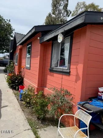 $895,000 | 2422 Alameda Avenue, Ventura, CA 93003