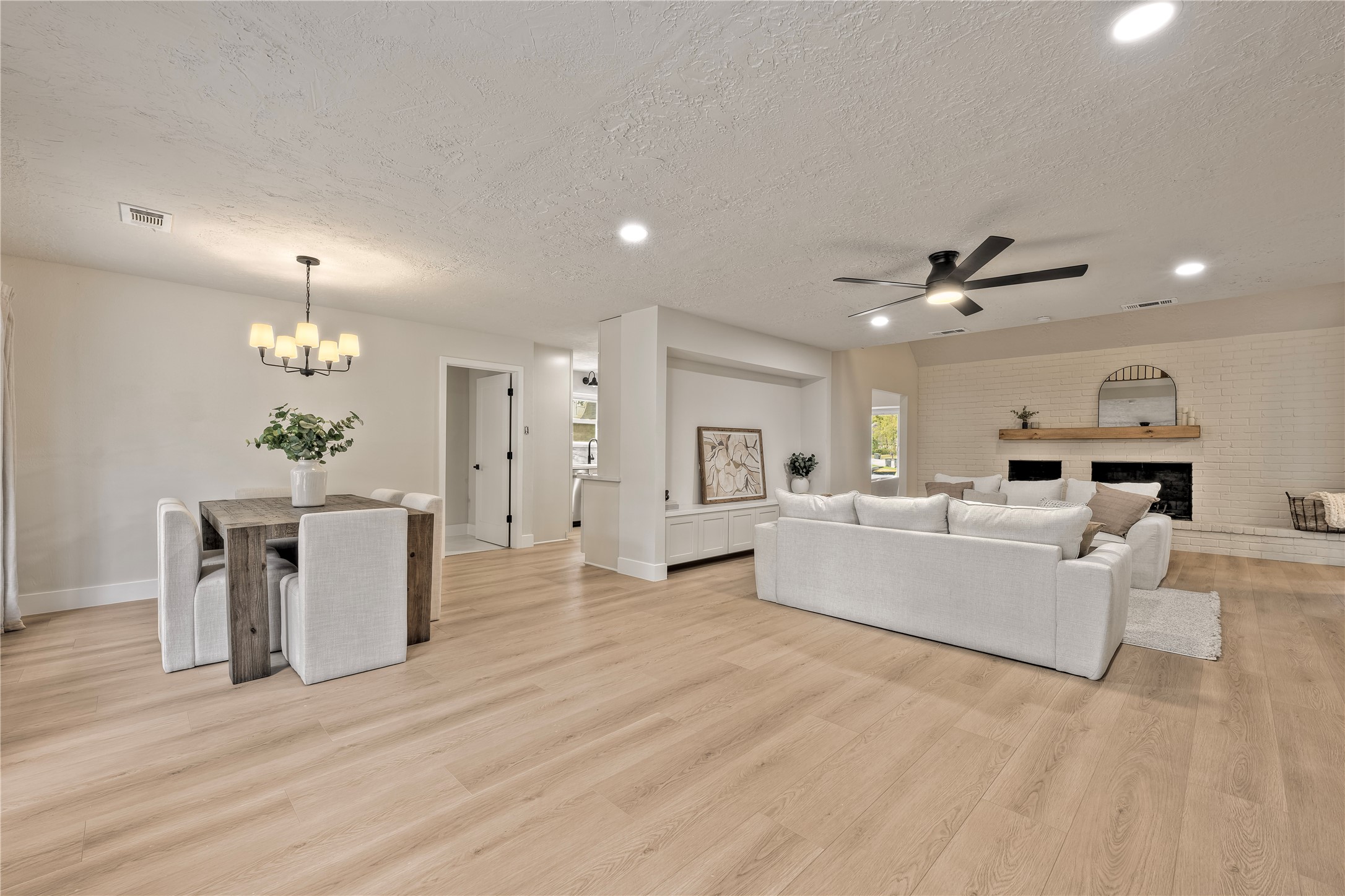 27286 Jimmy Lane Conroe, TX 77385 - Photo 17 of 50 Wow! This great room seamlessly blends all living areas of this home with optimal flow and function throughout!