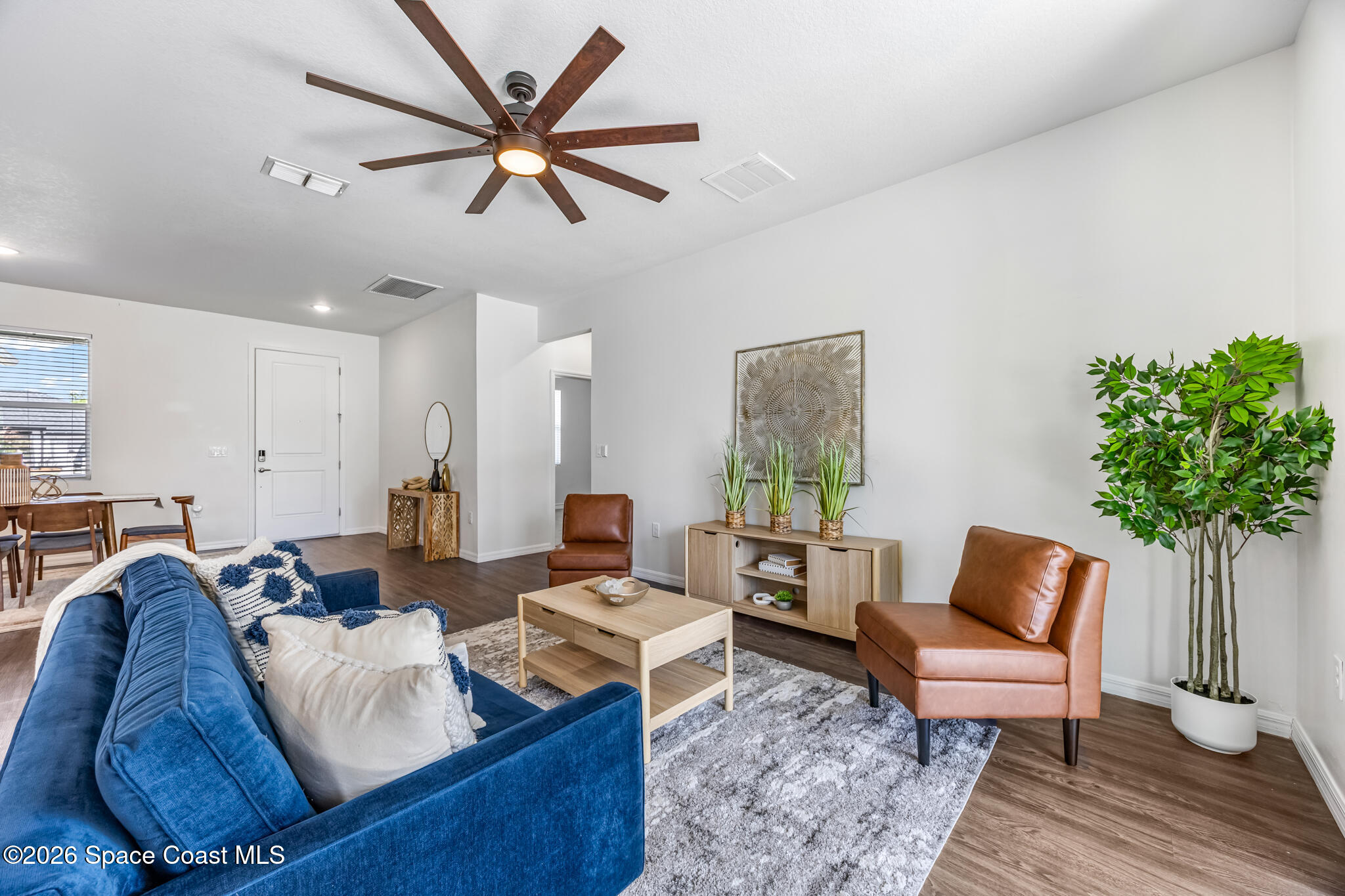 209 Wendover Road Southwest Palm Bay, FL 32908 - Photo 11 of 32 Greatroom