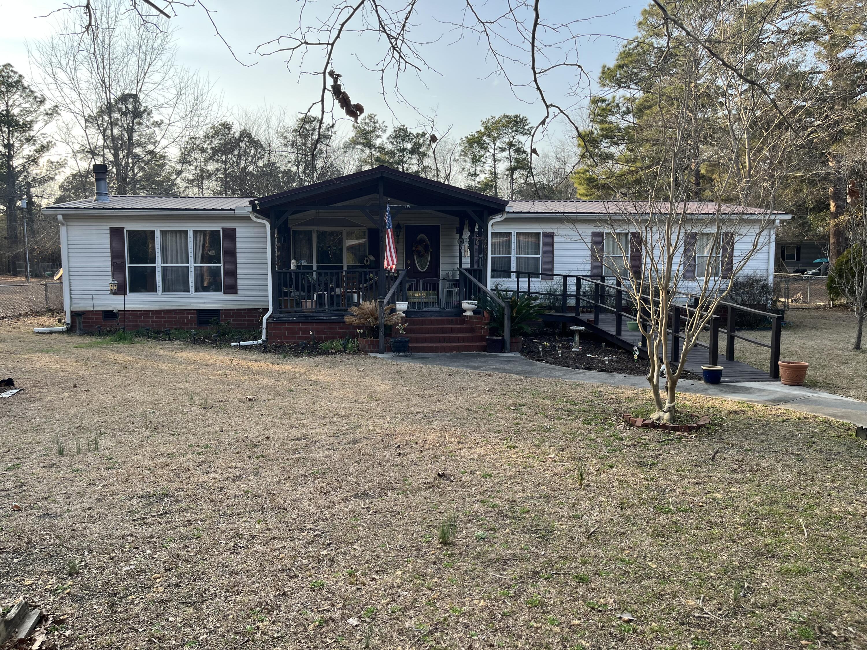 2637 Sidneys Road Walterboro, SC 29488 - Photo 3 of 66 IMG_5139