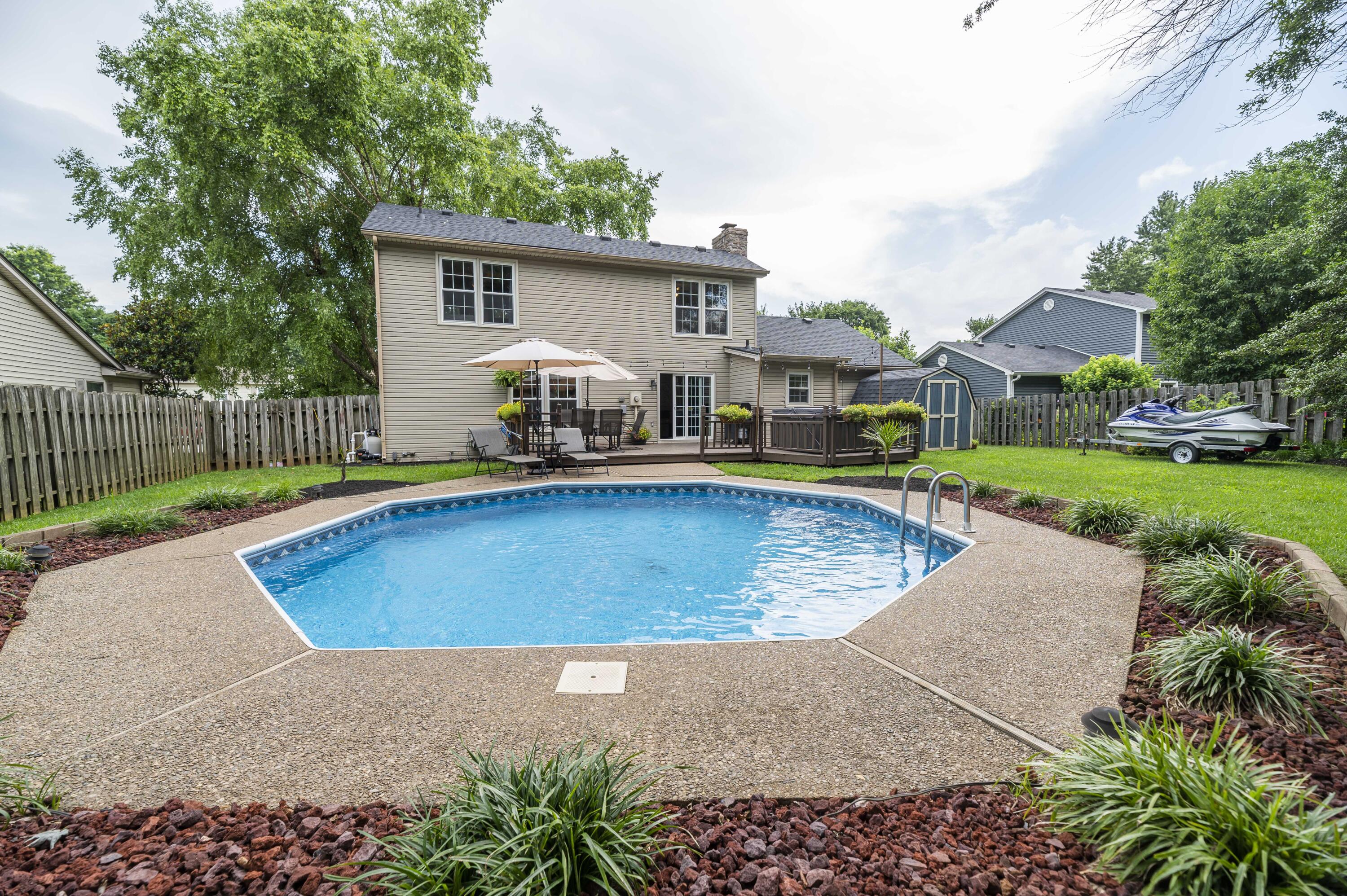 203 Falcon Road Versailles, KY 40383 - Photo 33 of 77 MollyCobaneDSC_9202