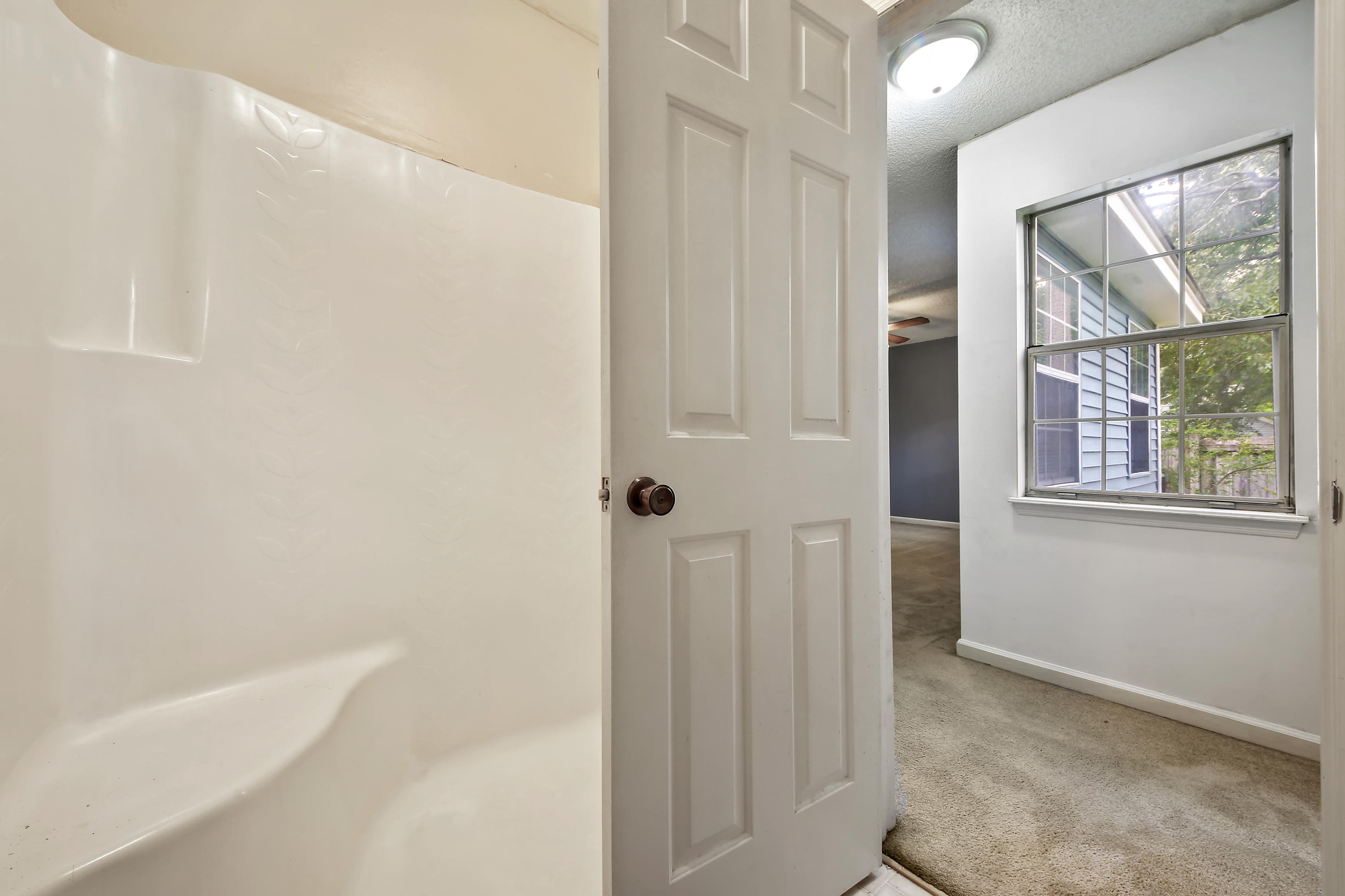 153 Commons Way Goose Creek, SC 29445 - Photo 13 of 18 _01A9273