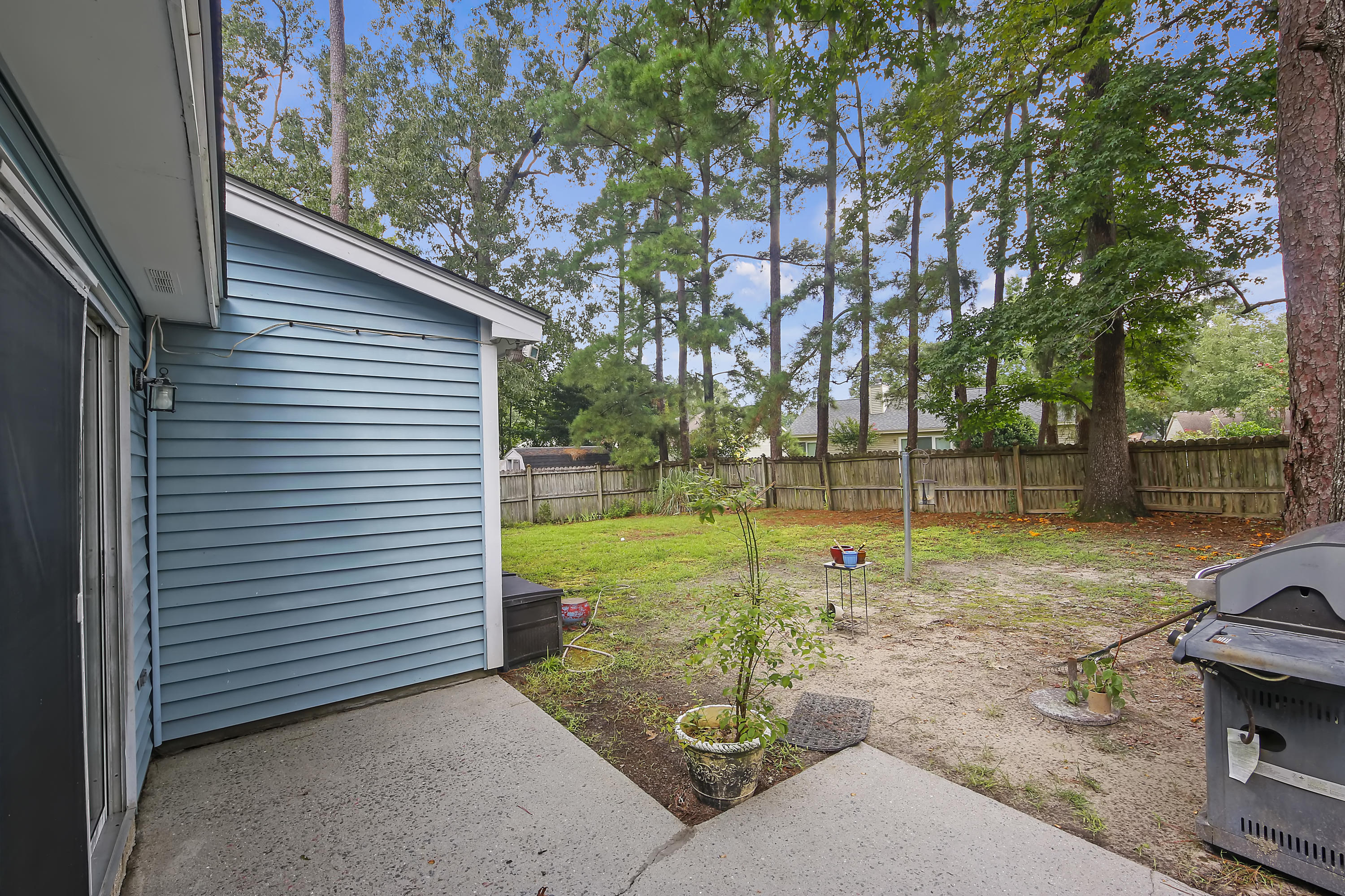 153 Commons Way Goose Creek, SC 29445 - Photo 16 of 18 _01A9295