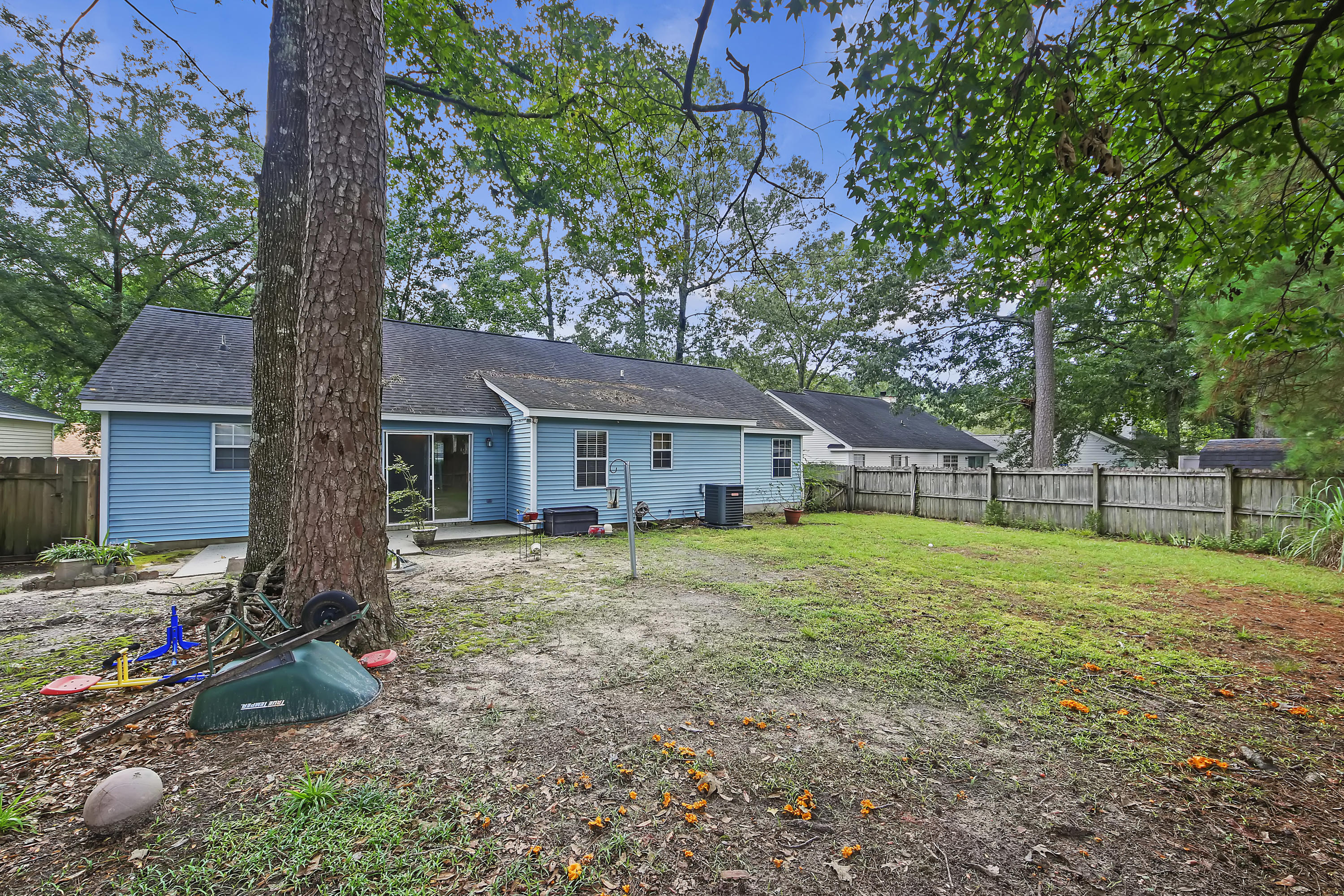 153 Commons Way Goose Creek, SC 29445 - Photo 17 of 18 _01A9309