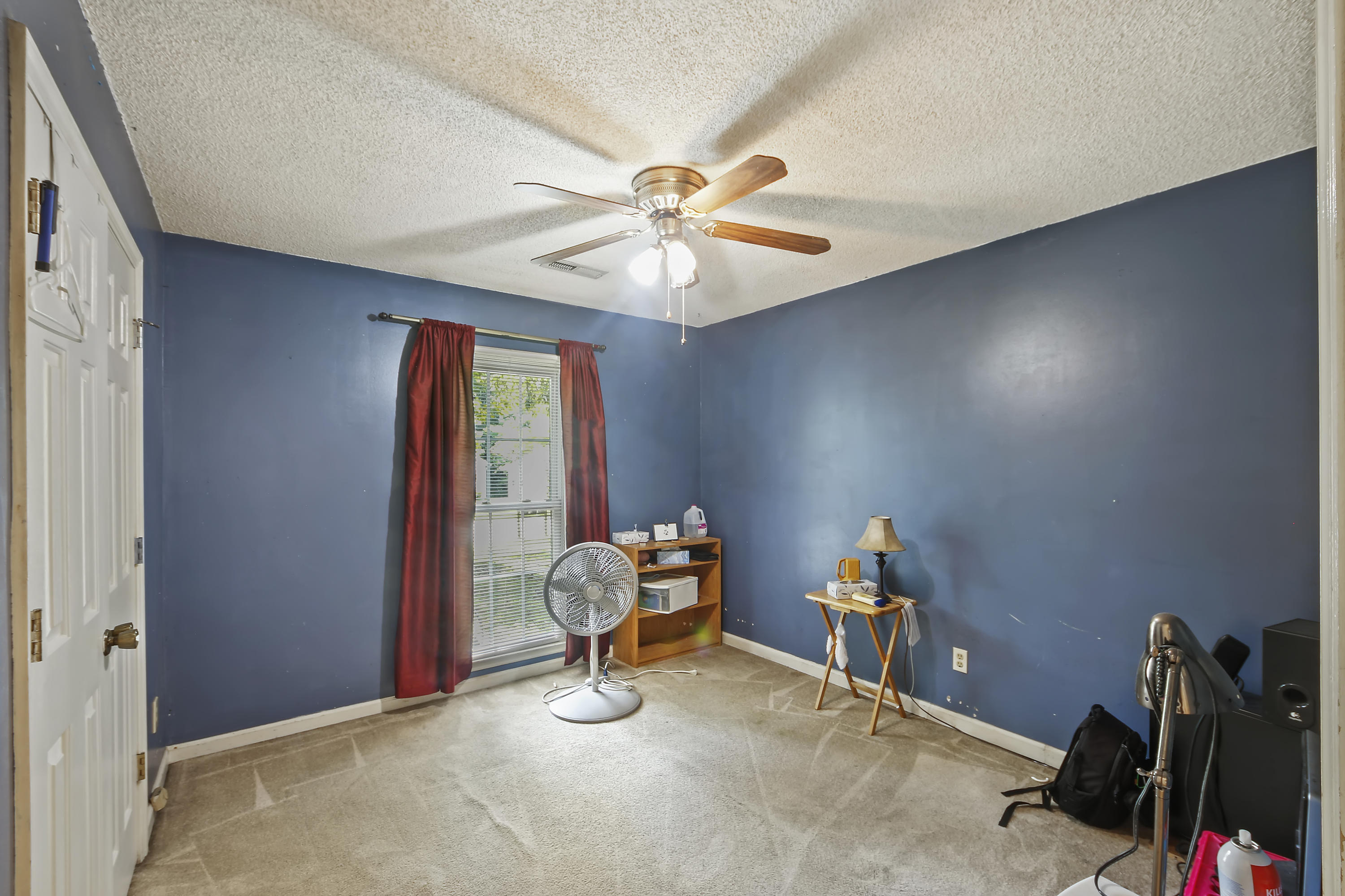 153 Commons Way Goose Creek, SC 29445 - Photo 5 of 18 _01A9133