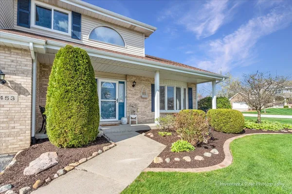 $479,999 | 453 Lexington Road, New Lenox, IL 60451