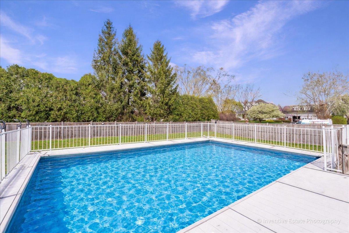 453 Lexington Road New Lenox, IL 60451 - Photo 8 of 32