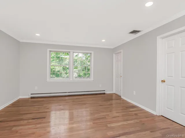 $799,000 | 237 Brady Avenue, Hawthorne, NY 10532