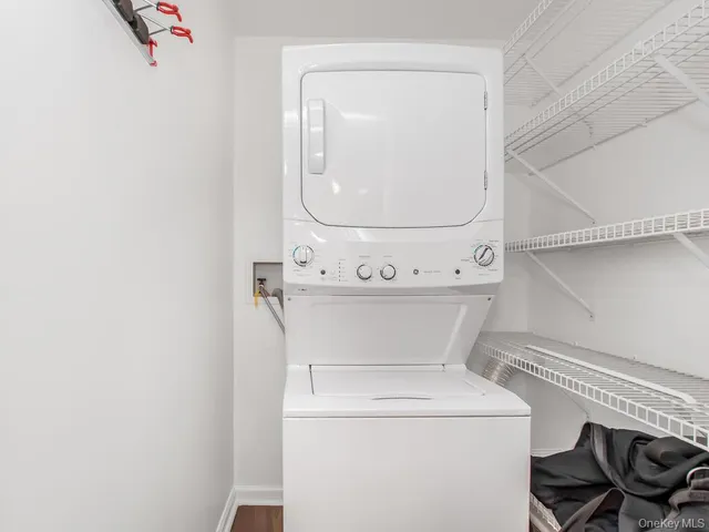 $799,000 | 237 Brady Avenue, Hawthorne, NY 10532