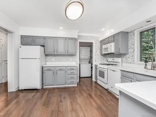 $799,000 | 237 Brady Avenue, Hawthorne, NY 10532