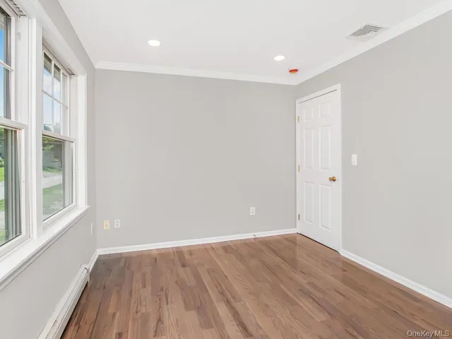 $799,000 | 237 Brady Avenue, Hawthorne, NY 10532