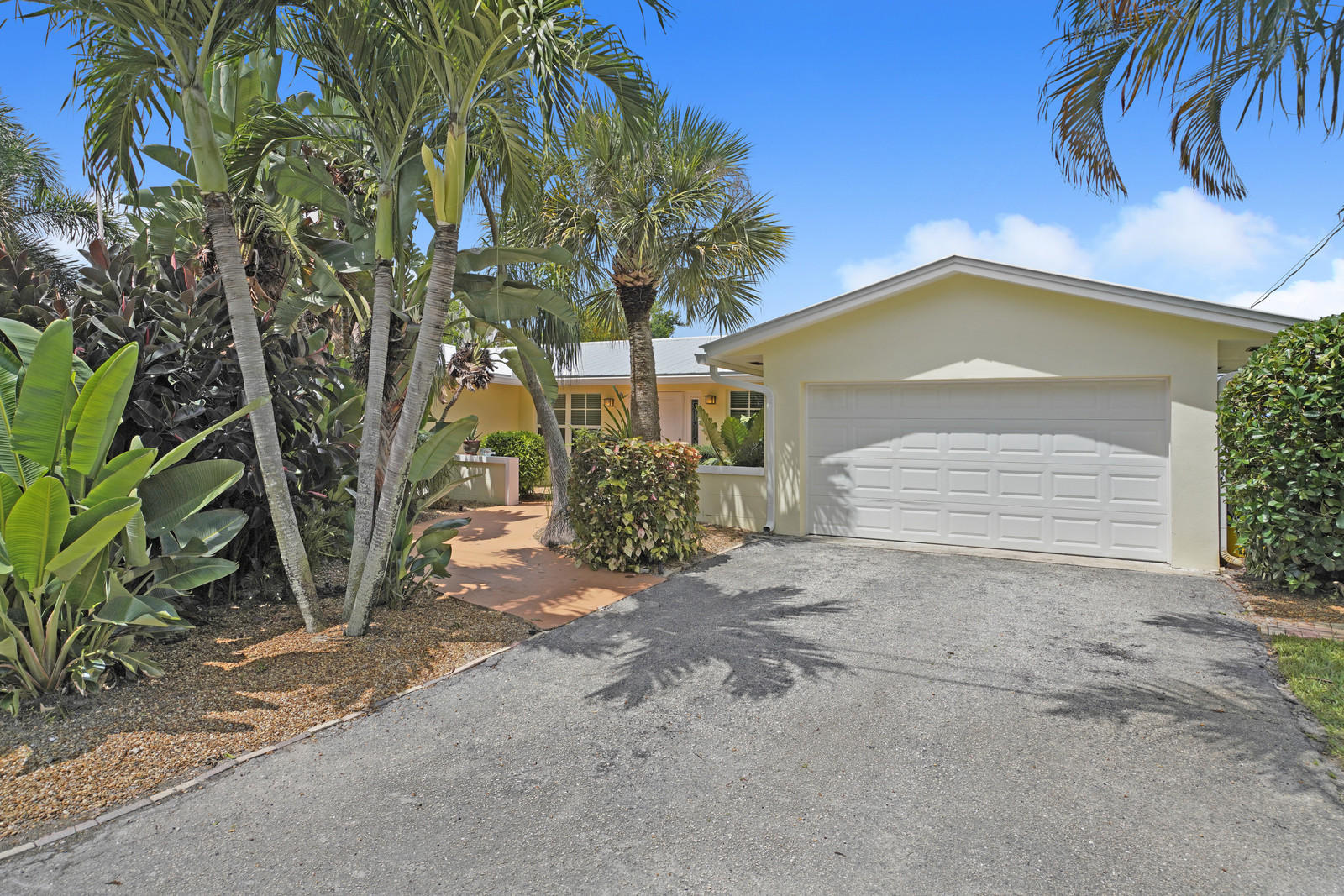 932 Marlin Circle Jupiter, FL 33458 - Photo 7 of 32 01_Images_1_of_25_mls