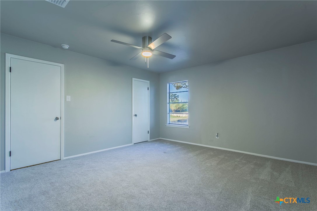 4049 Morgan's Point Road Belton, TX 76513 - Photo 11 of 28