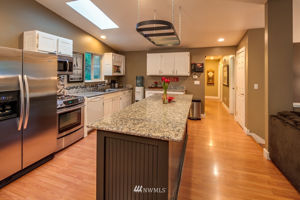 3600 Loomis Trail Road Blaine, WA 98230 - Photo 5 of 21