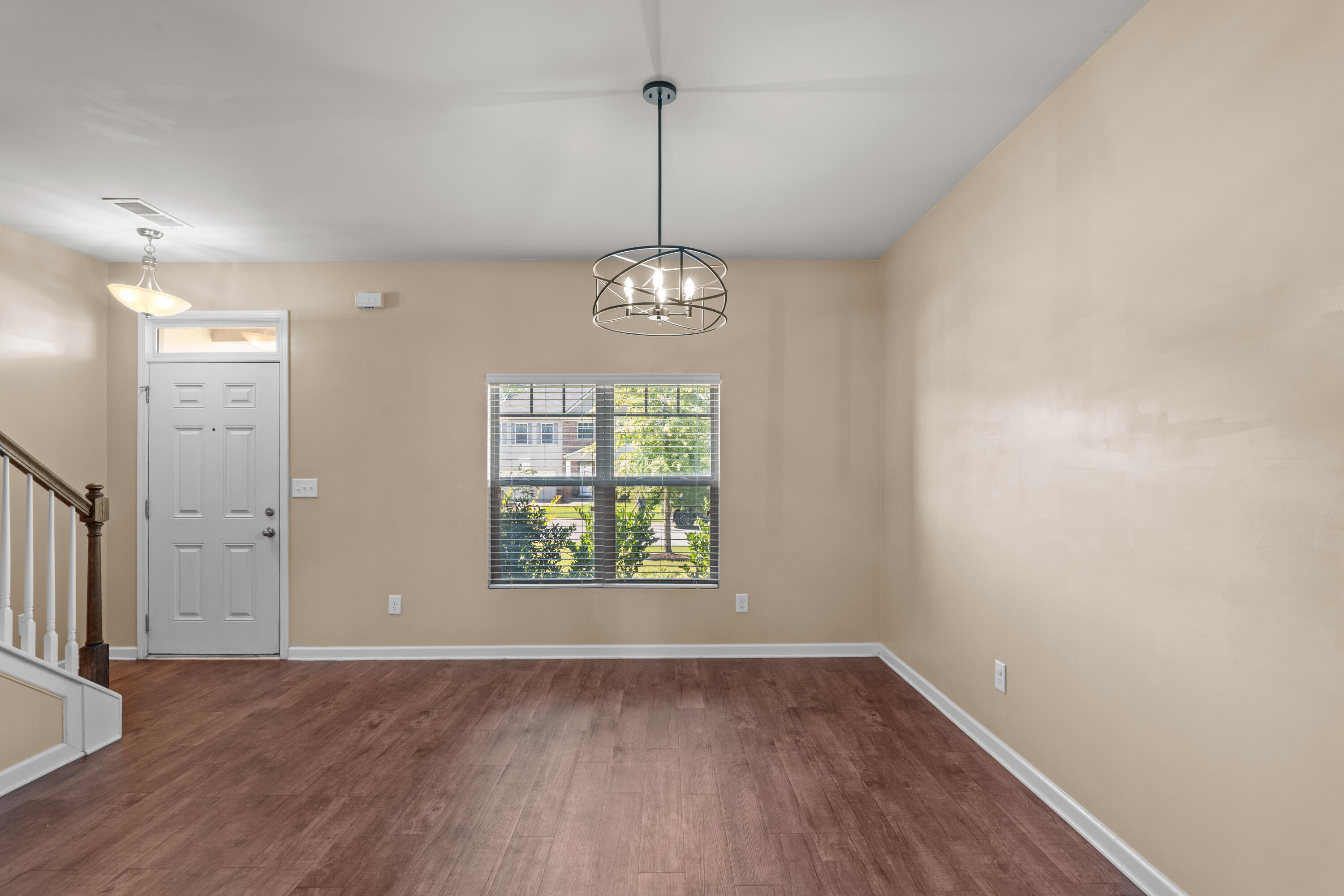 4704 Southwind Road Evans, GA 30809 - Photo 12 of 44 Entrance and Dinning Area