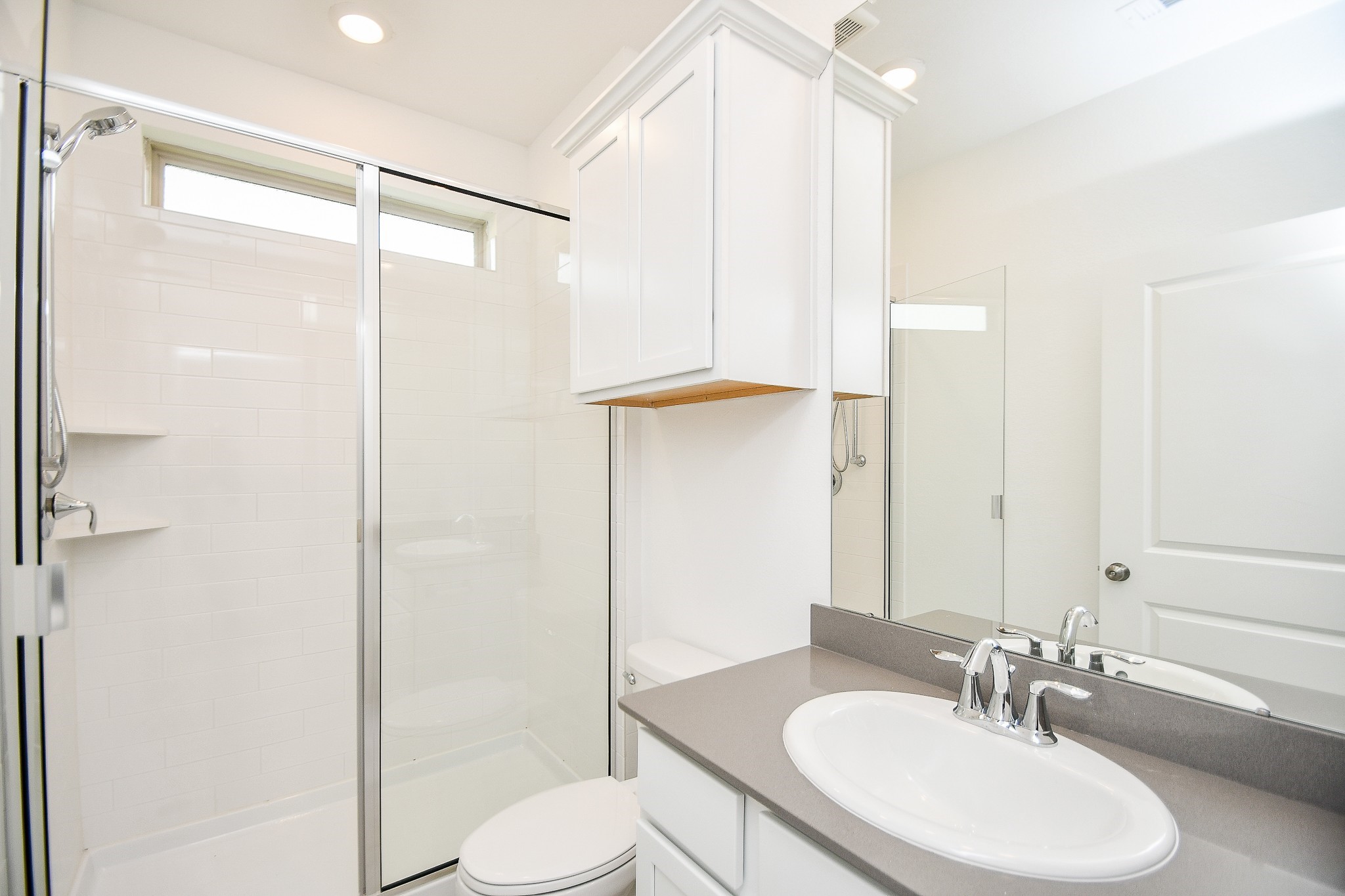 5624 Frst Cv Drive Rosenberg, TX 77469 - Photo 37 of 38 a bathroom with a sink toilet and shower