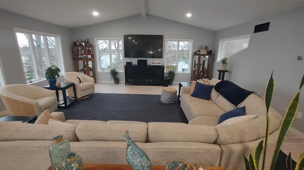 $1,475,000 | 851 Roselle Street, Jackson, MI 49201