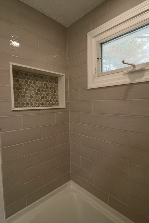 19 Alden Road Holliston, MA 01746 - Photo 17 of 30 Gallery Image 17