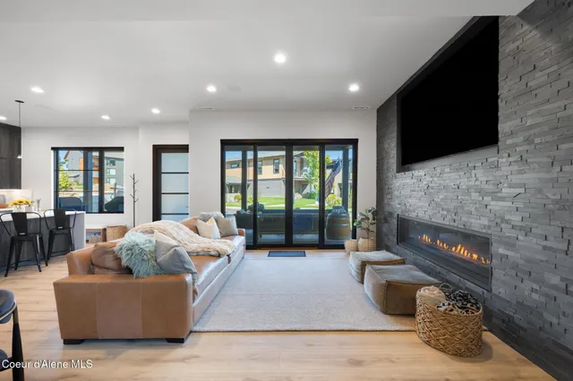 $1,625,000 | 2992 West Lumber Lane, Coeur D'Alene, ID 83814