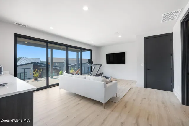 $1,625,000 | 2992 West Lumber Lane, Coeur D'Alene, ID 83814