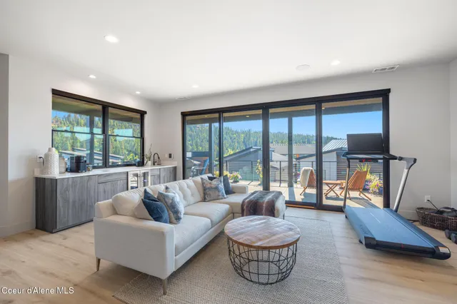 $1,625,000 | 2992 West Lumber Lane, Coeur D'Alene, ID 83814