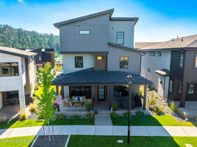 $1,625,000 | 2992 West Lumber Lane, Coeur D'Alene, ID 83814