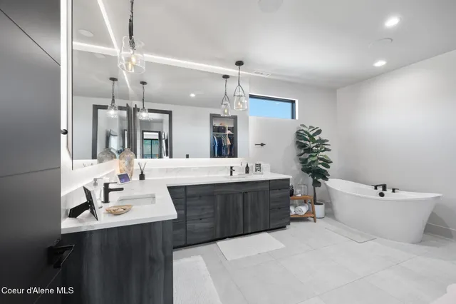 $1,625,000 | 2992 West Lumber Lane, Coeur D'Alene, ID 83814