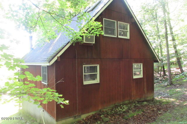 1113 Porter Drive Bushkill, PA 18324 - Photo 7 of 36