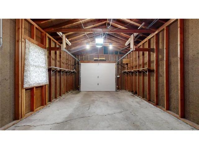 $2,995 | 3308 Roosevelt Court Northeast, Unit 3310, Minneapolis, MN 55418