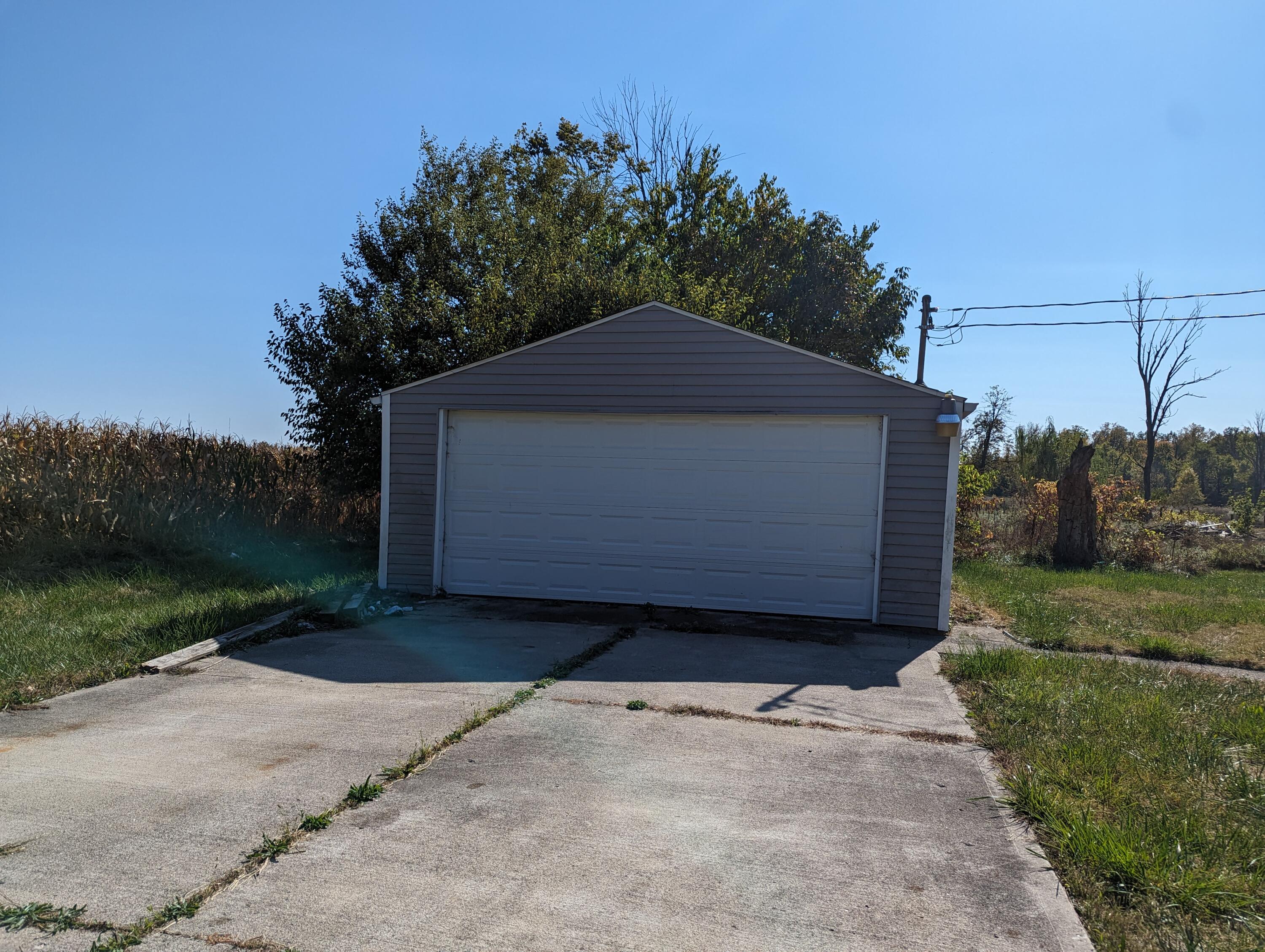 4225 Johnson Road Springfield, OH 45502 - Photo 14 of 16