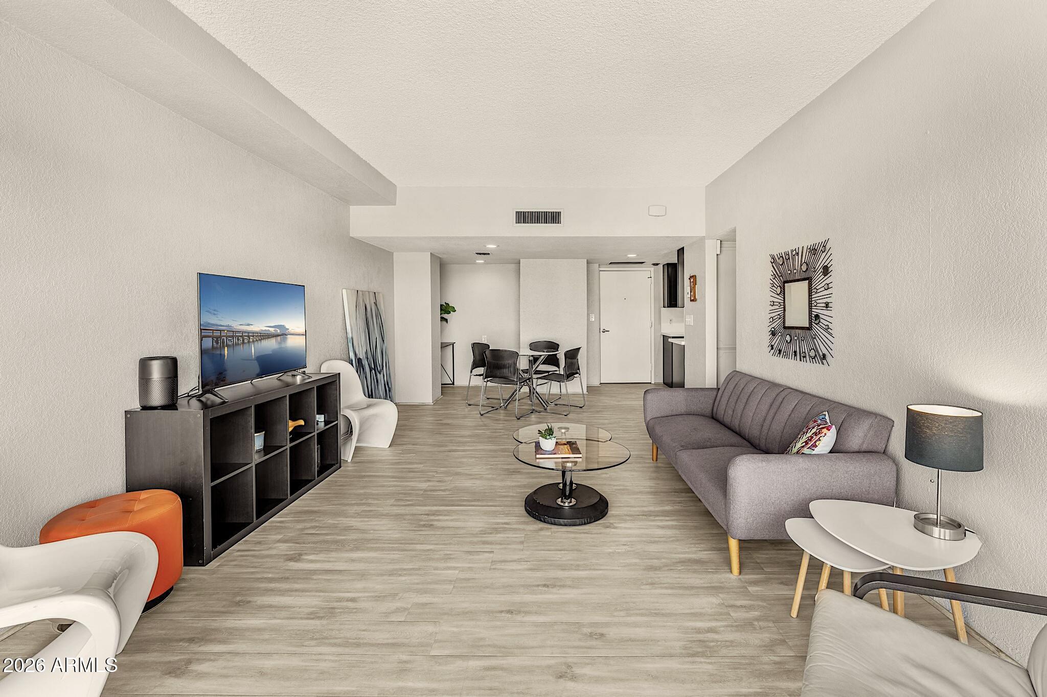 805 North 4th Avenue, Unit 609 Phoenix, AZ 85003 - Photo 6 of 32 9-805 N 4th Ave 609-DSC09961-HDR
