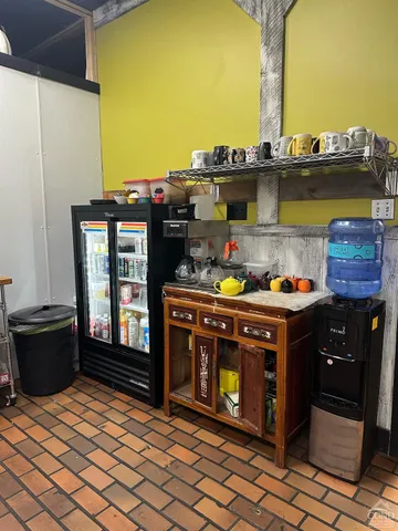 $1,850 | 160 Fairview Avenue, Hudson, NY 12534