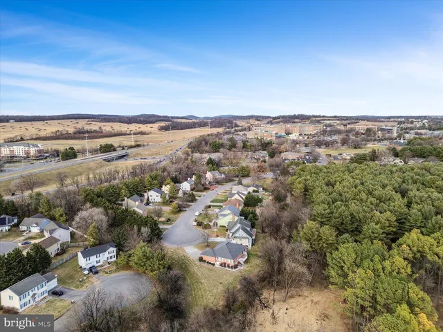 $569,900 | 436 Westside Station Drive, Winchester, VA 22601