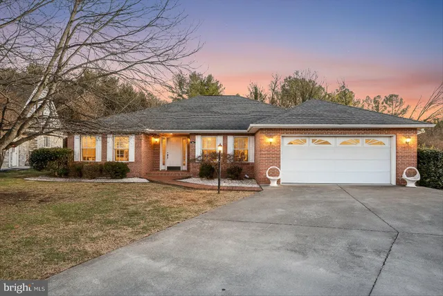 $569,900 | 436 Westside Station Drive, Winchester, VA 22601