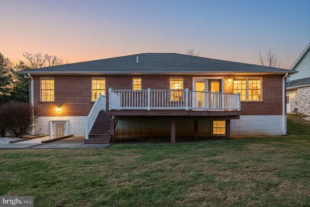 $569,900 | 436 Westside Station Drive, Winchester, VA 22601