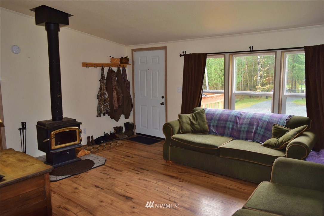 3805 South Pass Road Everson, WA 98247 - Photo 3 of 25