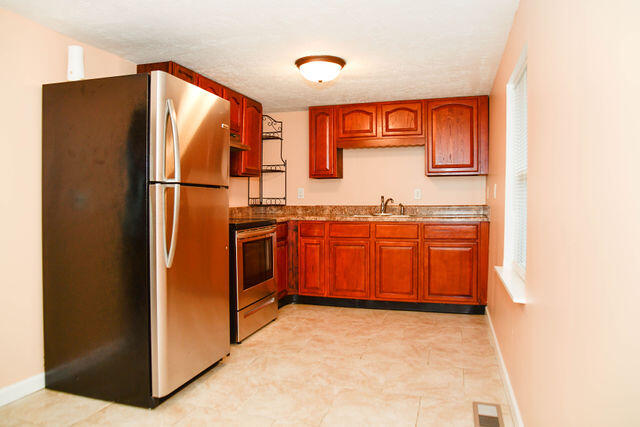 994 Ridgeland Road Rossville, GA 30741 - Photo 8 of 33 4